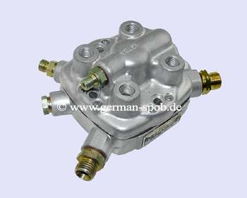 0438101028  Mengenteiler Bosch  | Mercedes 190 W201 2.3 16 V | Regeneriert 0 438 101 028 Bosch 0438101028, 0438101027, 0986438227, 0 438 101 028, 0 438 101 027 Mercedes M 102.983 190 W201 E 2.3-16